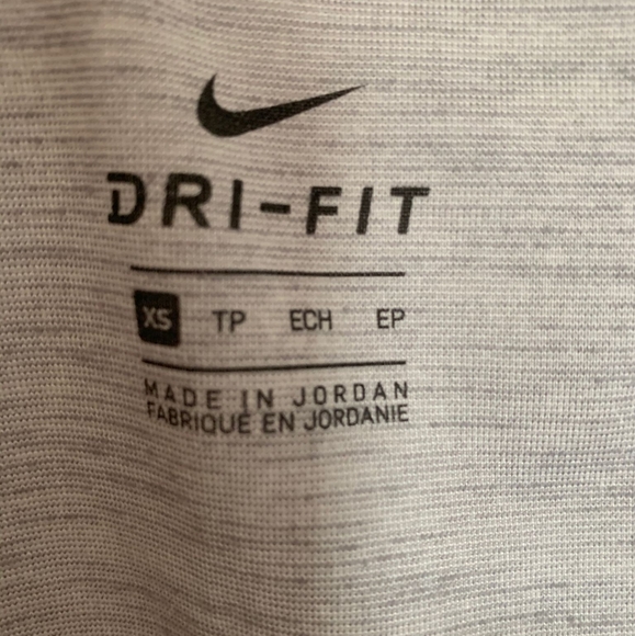Nike Dri-Fit crop top - XS - Picture 4 of 5